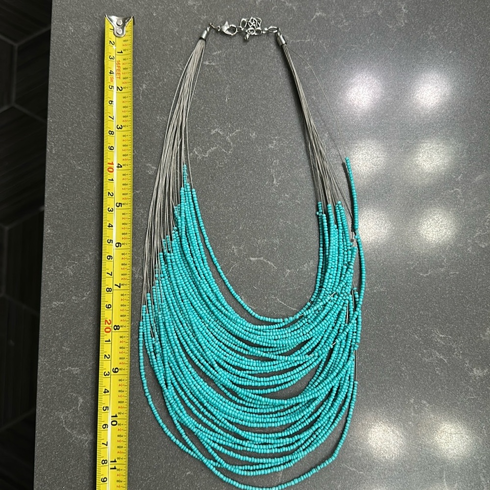 Adjustable turquoise beaded necklace